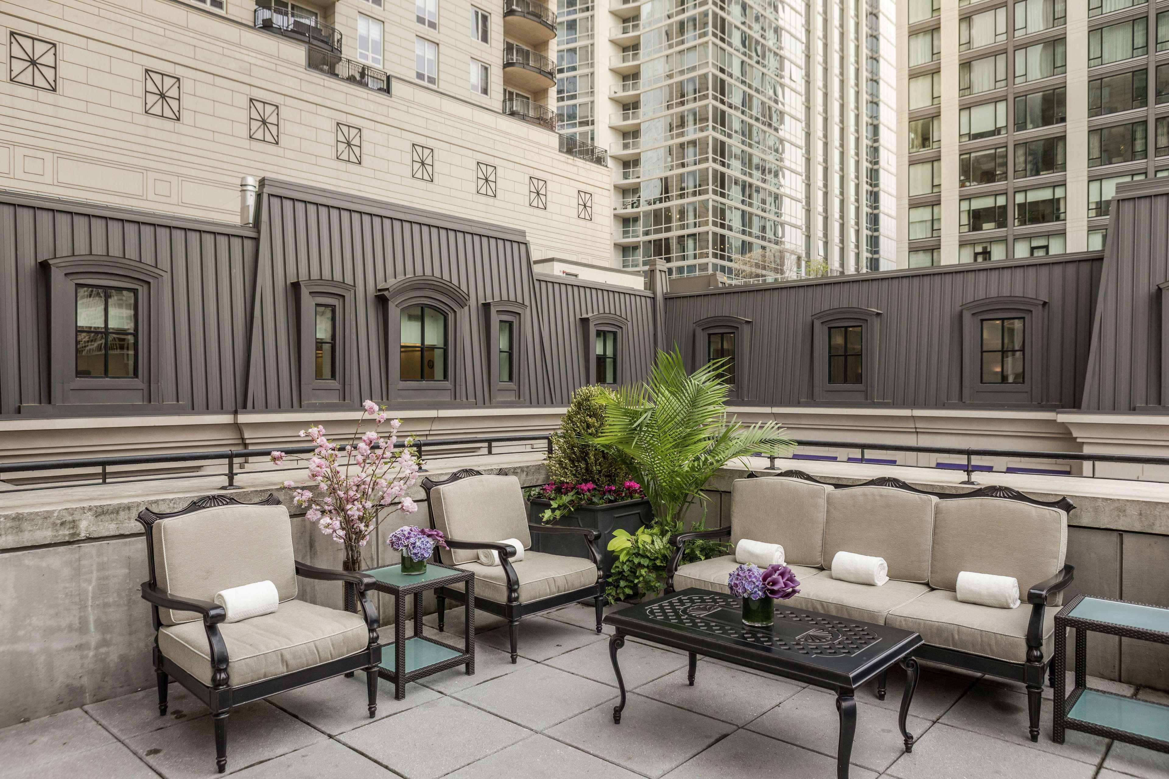 Waldorf Astoria Chicago Hotel Exterior foto